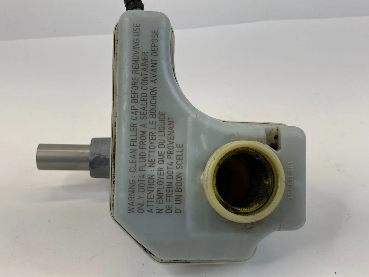 2009-2017 VOLKSWAGEN CC BRAKE MASTER CYLINDER W/ RESERVOIR BOTTLE TANK 3C1611301