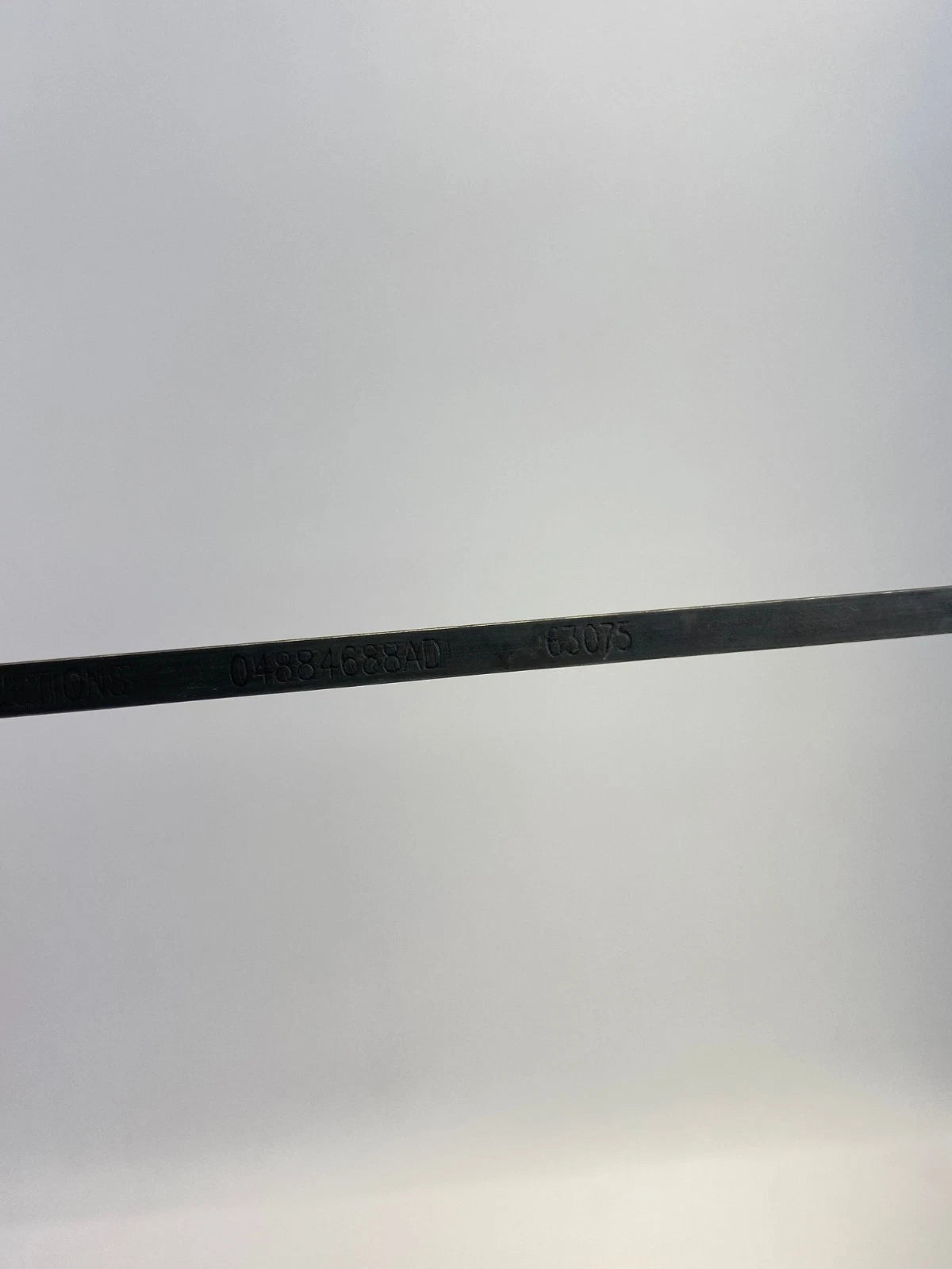 2011-2014 CHRYSLER 200 ENGINE OIL LEVEL DIPSTICK INDICATOR FLUIDS OEM 04884688AD