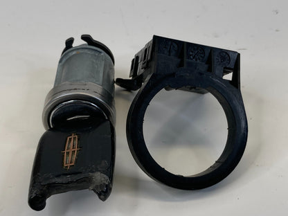 2003-2006 Lincoln Navigator 5.4L V8 A/T Ignition Switch Lock Cylinder W/ Key OEM