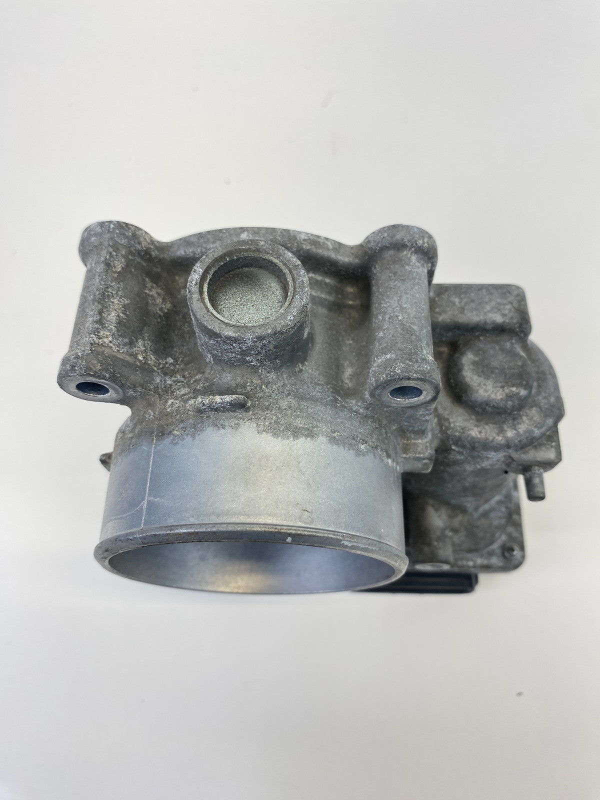 2012-2018 Mazda 3 2.0L L4 Throttle Body Throttle Valve Assy PE01-13-640B OEM