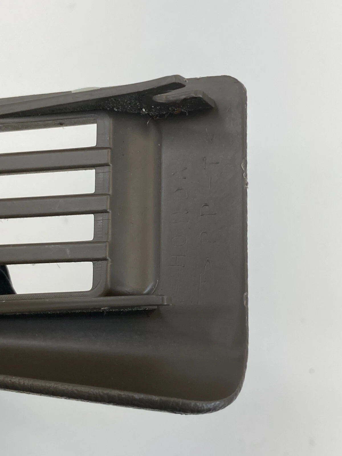 1999-2003 ACURA RL CENTER CONSOLE REAR SEAT AIR VENT GRILL COVER TRIM OEM