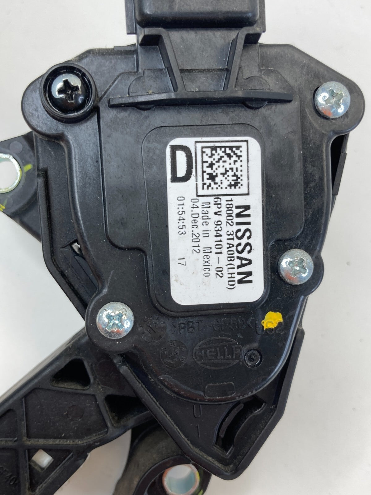 2013-2018 Nissan Altima Gas Accelerator Pedal Travel Sensor 18002-3TA0B OEM