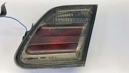1998 1999 MERCEDES-BENZ E430 REAR RIGHT INNER TAIL LIGHT TAILLIGHT AFTERMARKET