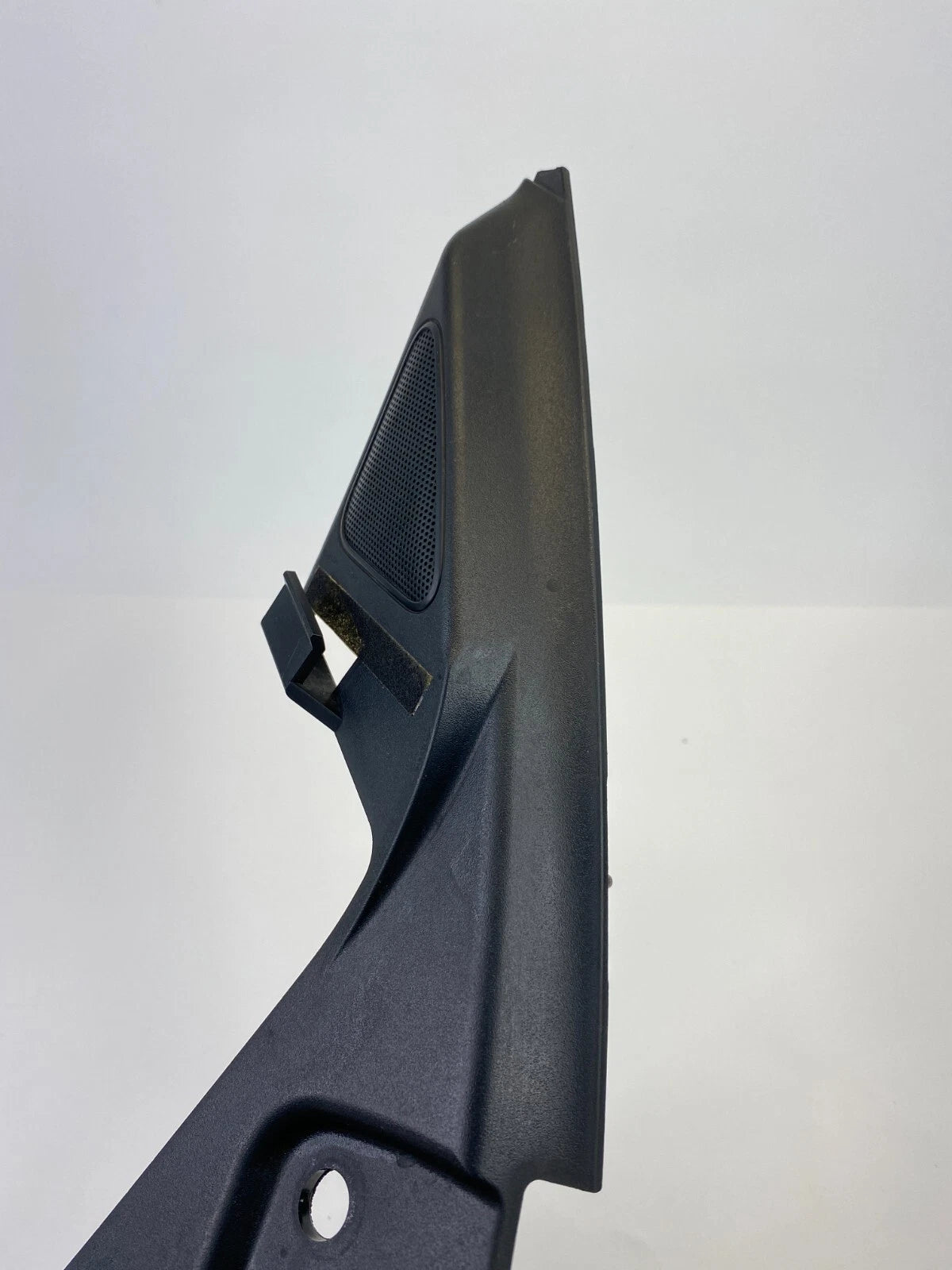 2003-2006 INFINITI G35 COUPE FRONT LEFT DOOR TWEETER SPEAKER COVER BEZEL TRIM