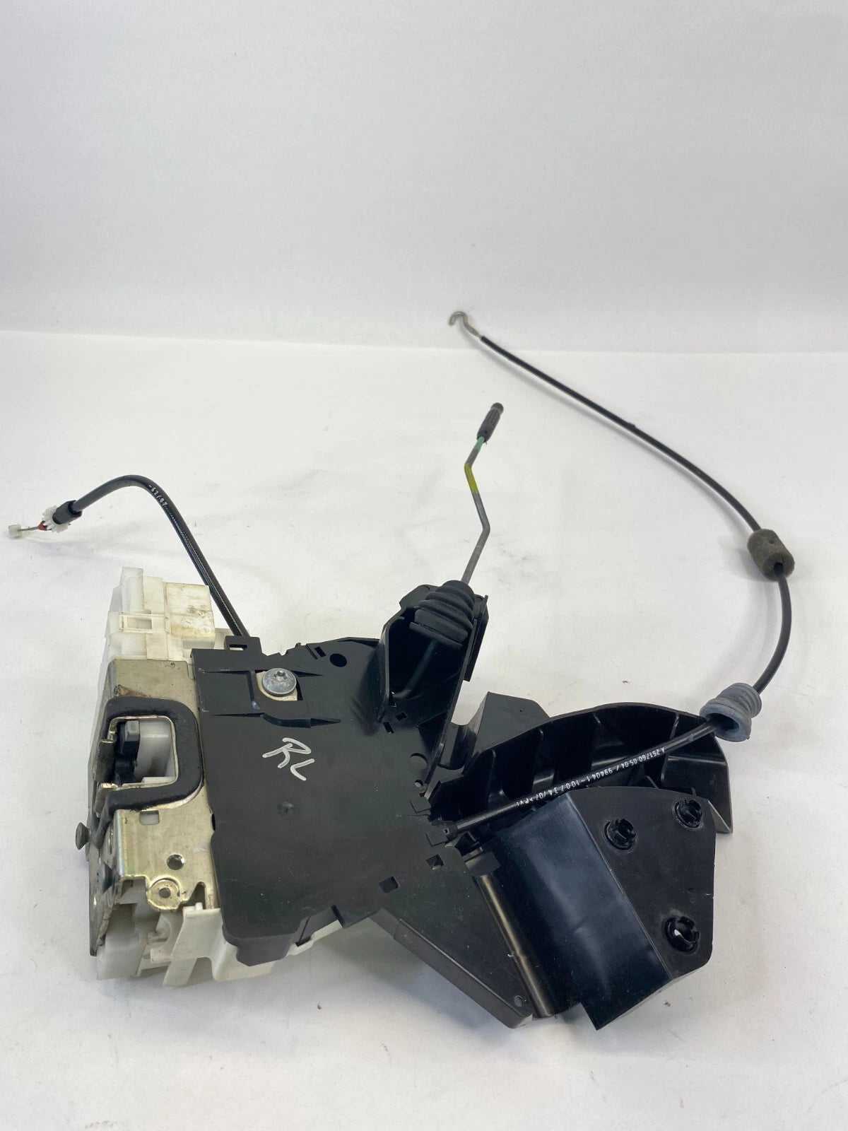 2006-2012 MERCEDES BENZ R350 06 07 R500 REAR LEFT DOOR LOCK LATCH 1697302335