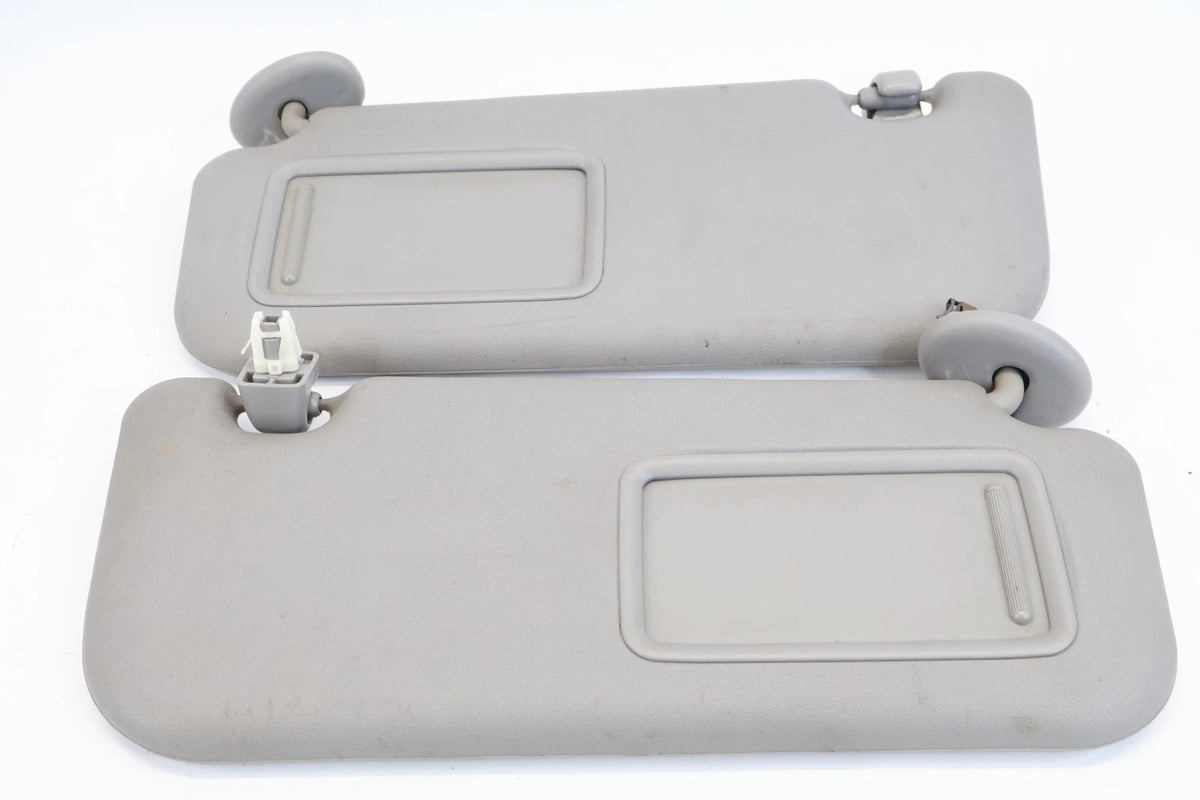 2006-2011 TOYOTA YARIS SUNVISOR SUN VISOR SET LEFT & RIGHT LH RH GRAY OEM