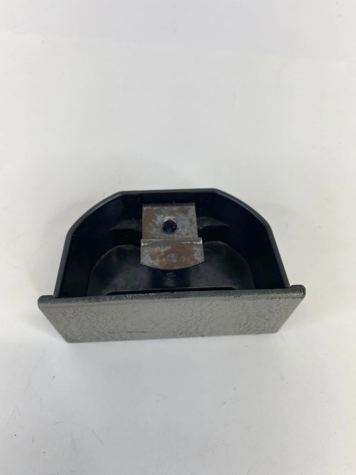 2003-2006 SUZUKI XL-7 REAR CENTER CONSOLE LOWER STORAGE ASHTRAY TRAY BOX OEM