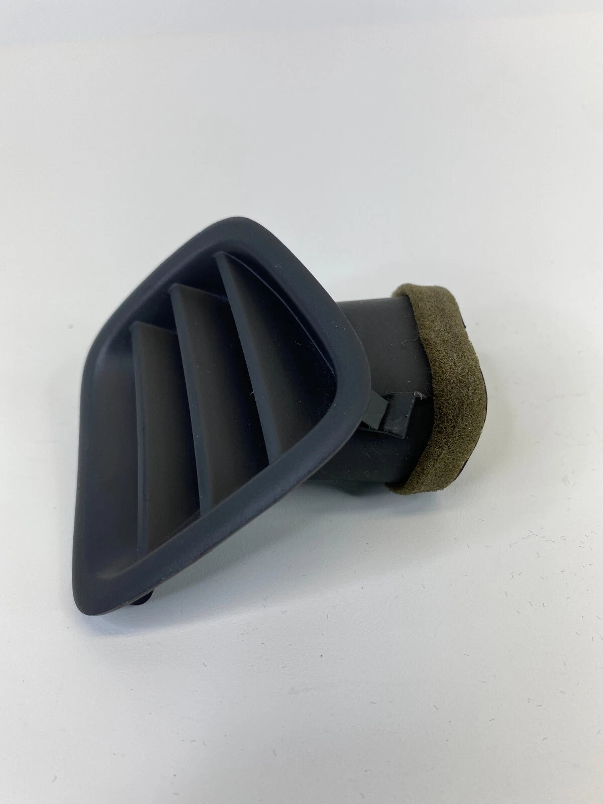 2002 2003 LEXUS ES300 04-06 ES330 FRONT LEFT DRIVER DASH UPPER DEFROST AIR VENT