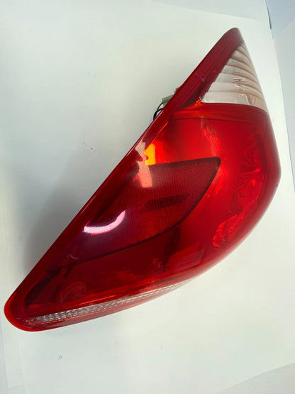 2006-2009 TOYOTA RAV4 RIGHT PASSENGER SIDE TAILLIGHT RR BRAKE LAMP ASSEMBLY OEM