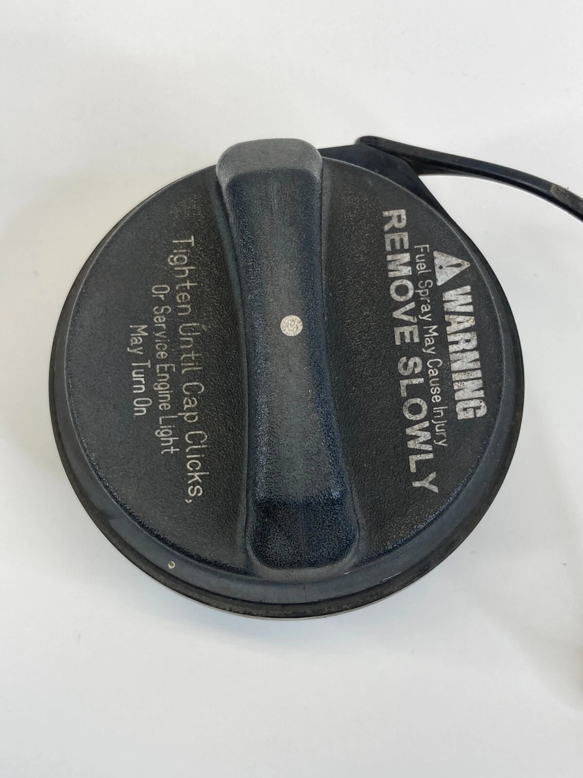 2004-2020 HYUNDAI ELANTRA 2005-2020 HYUNDAI SANTA FE FUEL FILLER GAS TANK CAP