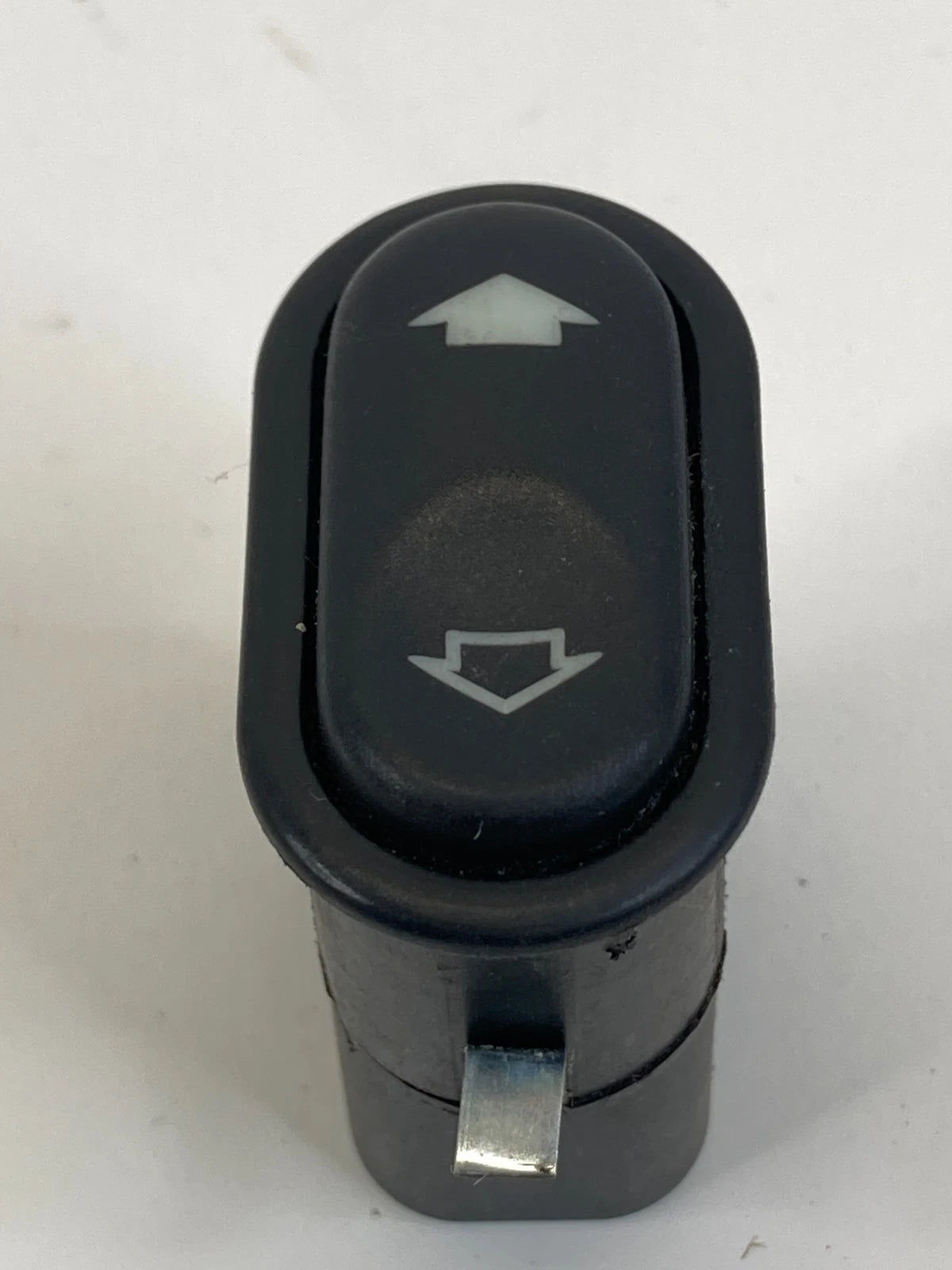 2008-2012 LAND ROVER LR2 FRONT POWER SEAT TRACK RAIL SLIDER SWITCH 15B679AA OEM