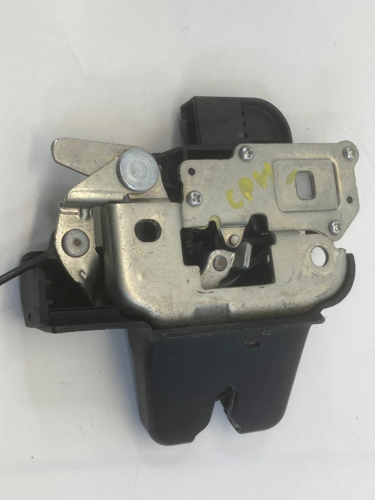 2008-2013 INFINITI G37 SEDAN REAR TRUNK LID LOCK LATCH ACTUATOR OEM FACTORY