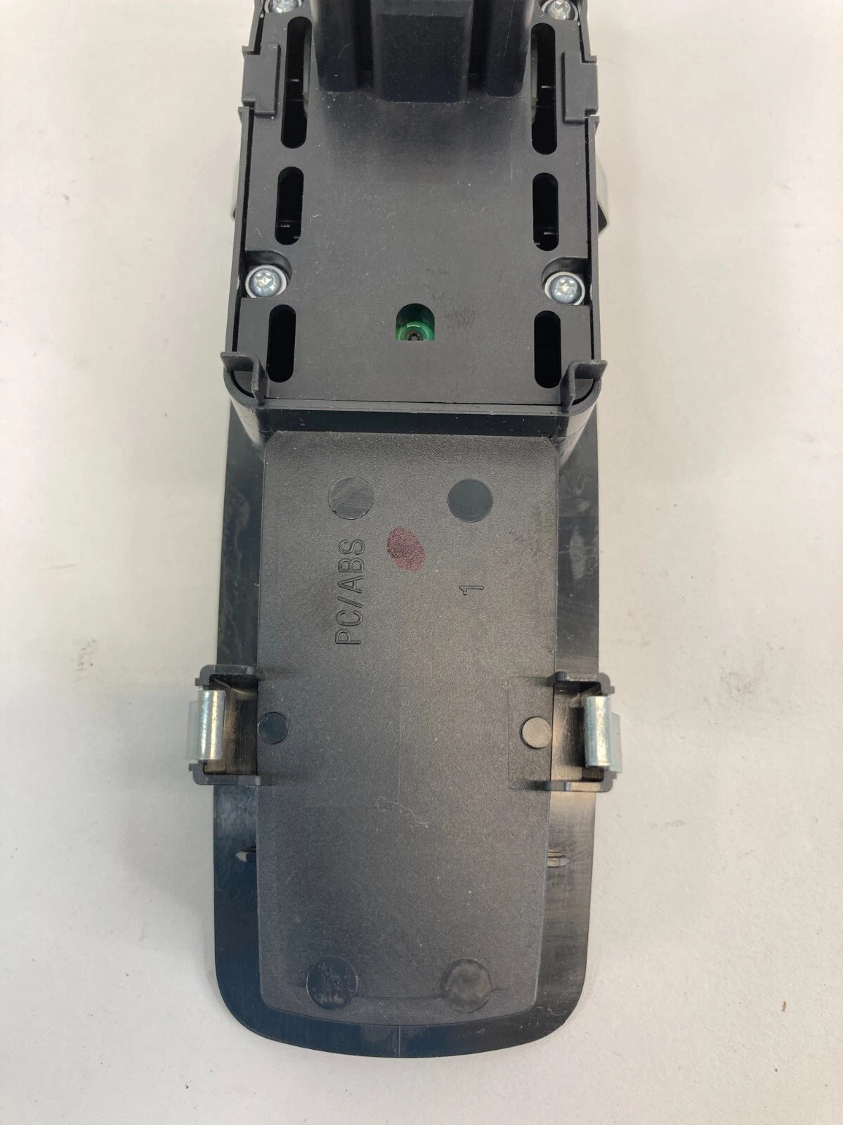 2008-2011 DODGE NITRO 08-12 LIBERTY FRONT RIGHT PASSENGER WINDOW LOCK SWITCH OEM