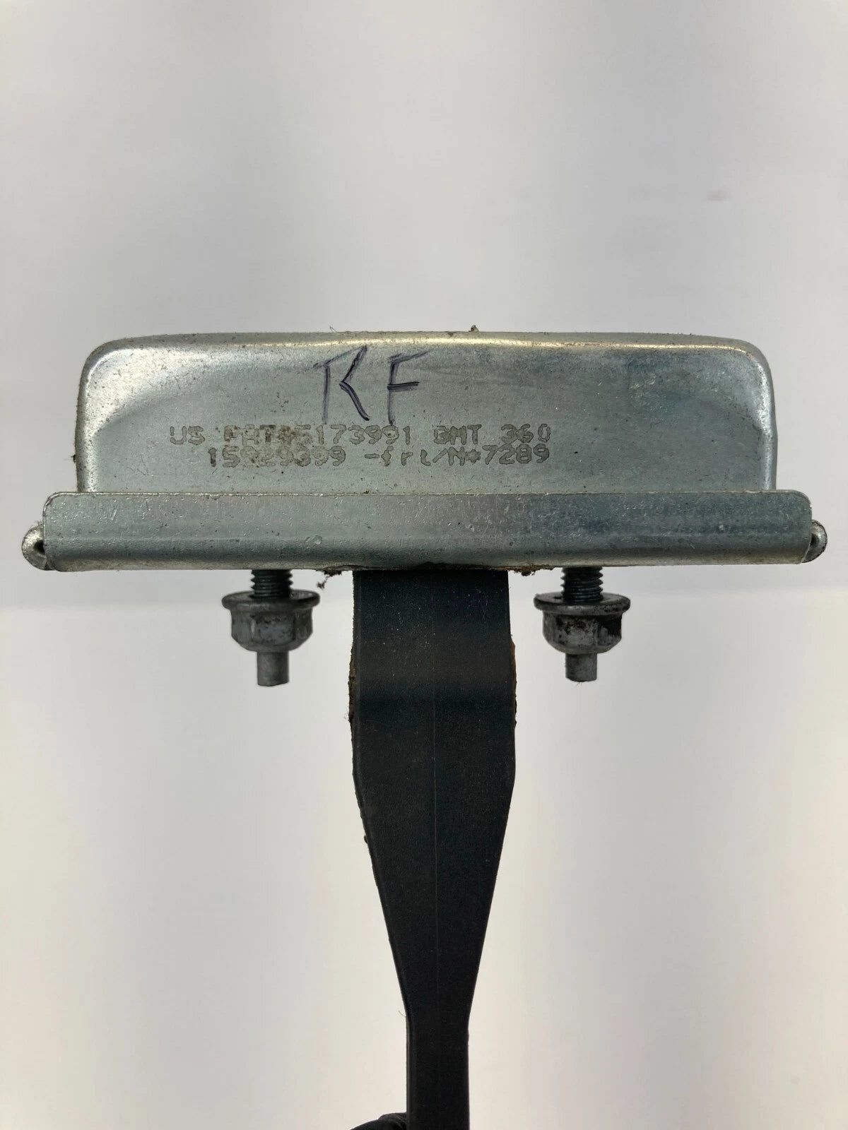 06-09 CHEVROLET TRAILBLAZER FRONT RIGHT DOOR CHECK STRAP STOPPER HINGE 15929399