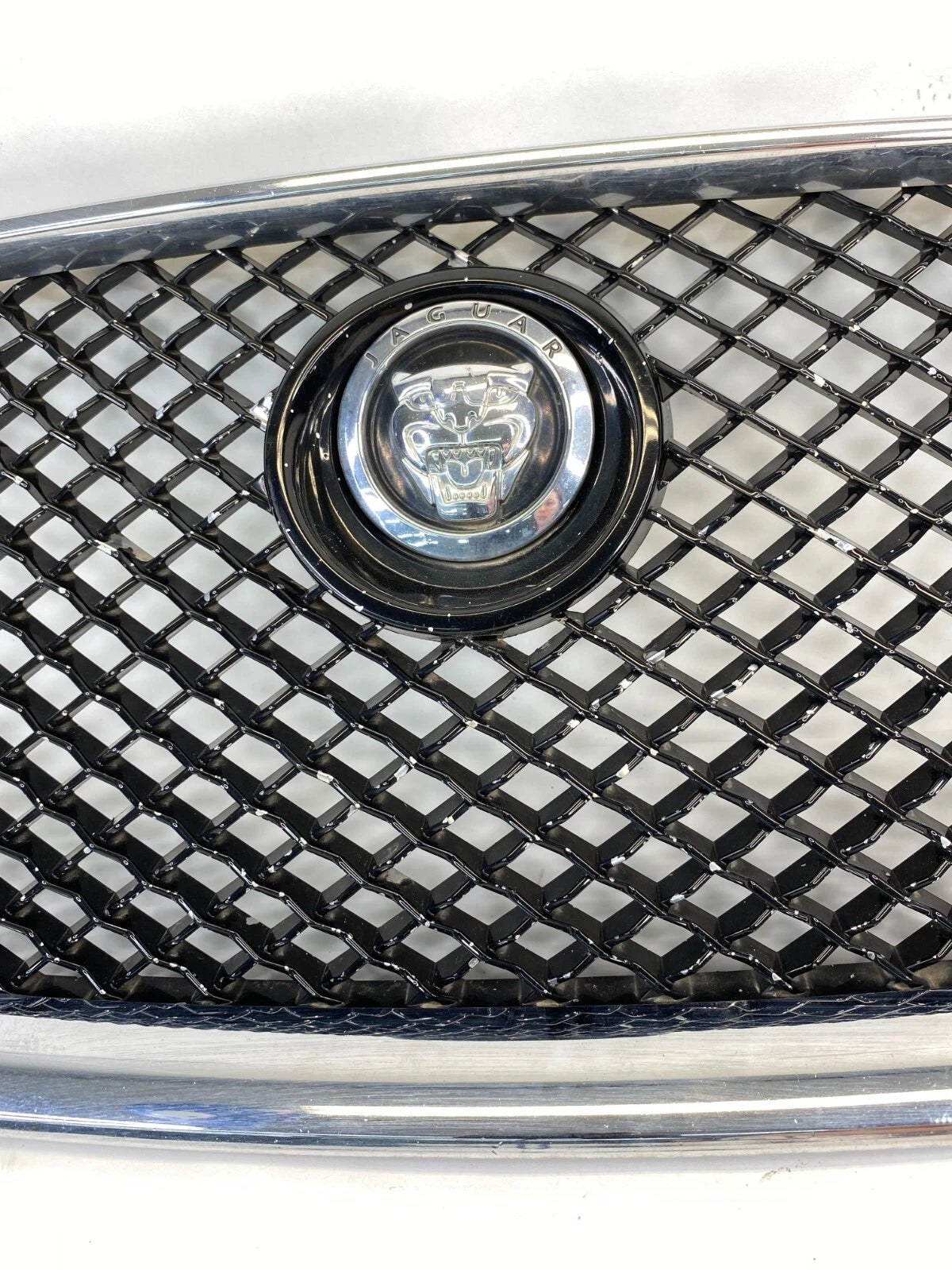 2009-2011 JAGUAR XF SEDAN FRONT BUMPER UPPER GRILL GRILLE CHROME 8X23-018K28-AA