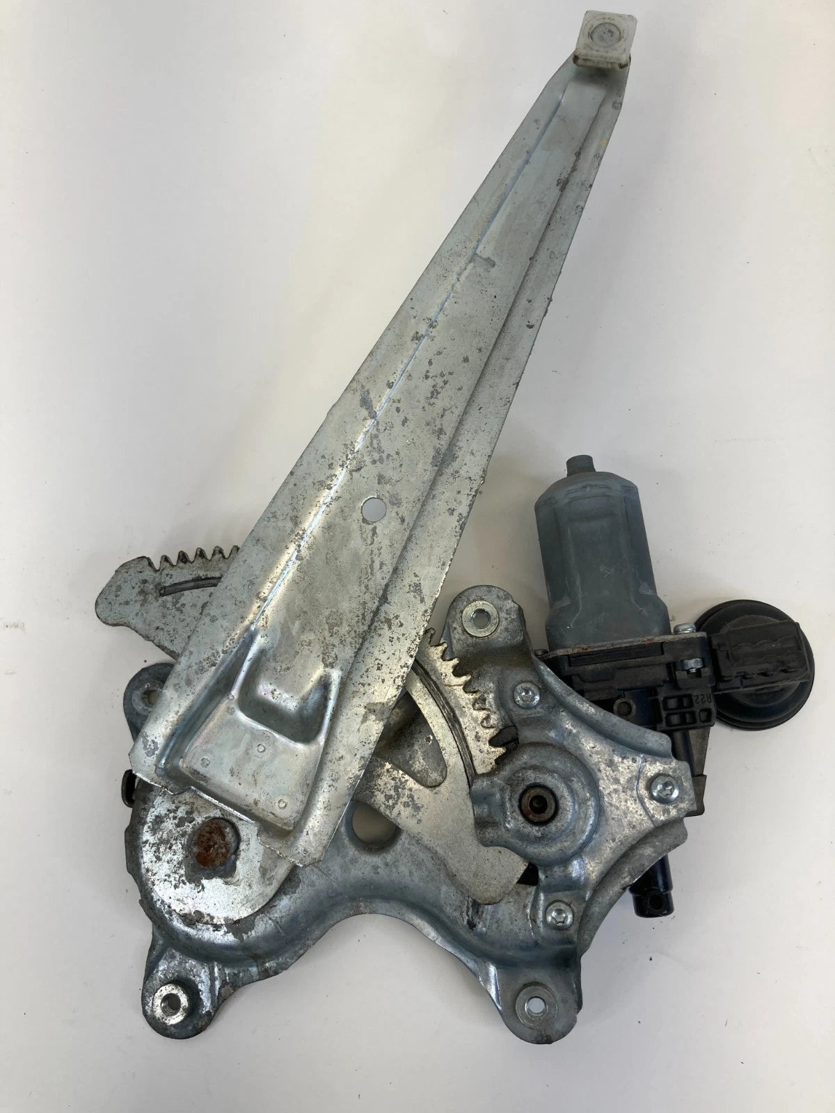 2007-2009 LEXUS RX350 REAR RIGHT DOOR WINDOW REGULATOR MOTOR 85710-0E010 OEM