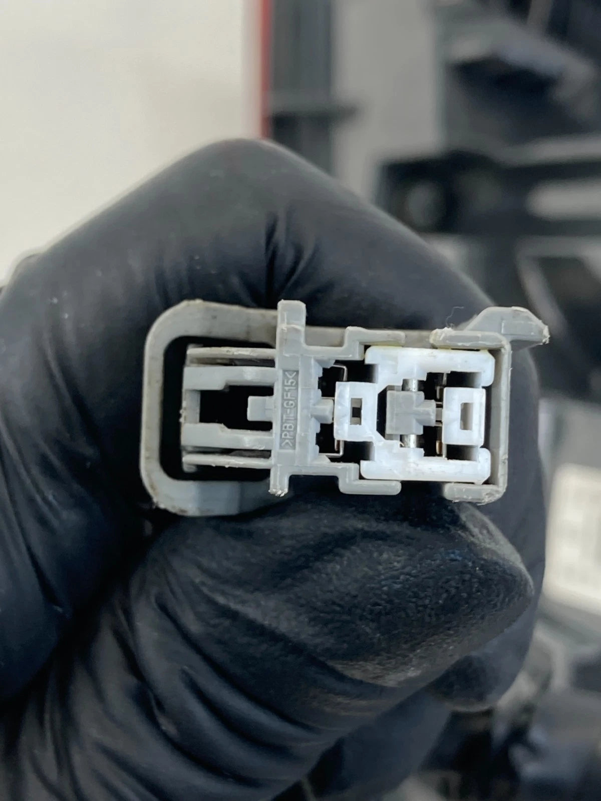 2015-2017 Chrysler 200 Rear Left Side Stop Turn Tail Light Lamp 68110361AA OEM