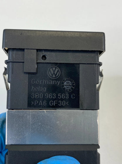 1998-2010 VOLKSWAGEN PASSAT FRONT LEFT SEAT HEATING HEAT SWITCH 3B0963563C OEM