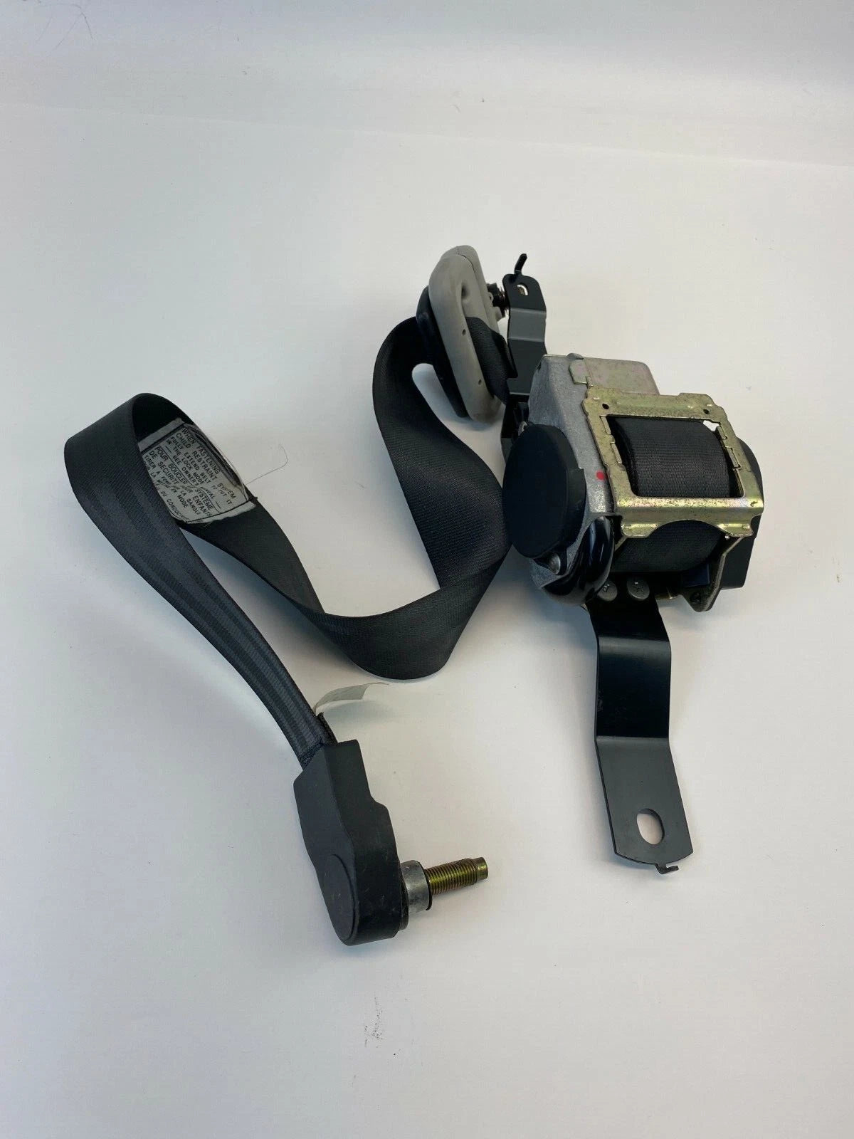 2004 2005 2006 KIA AMANTI RIGHT PASSENGER SIDE SEAT BELT RETRACTOR ASSEMBLY OEM