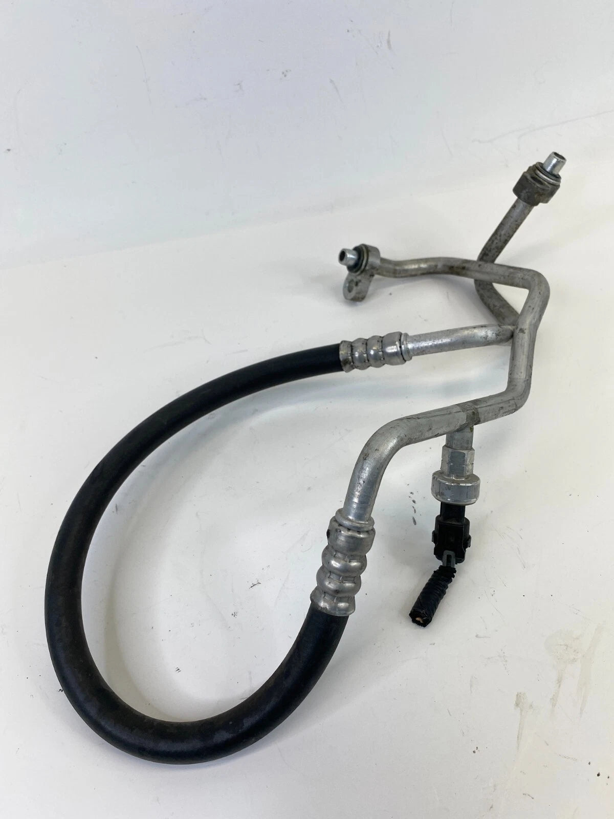 2012-2015 CHEVROLET CAPTIVA SPORT A/C AC REFRIGERANT DISCHARGE HOSE LINE OEM