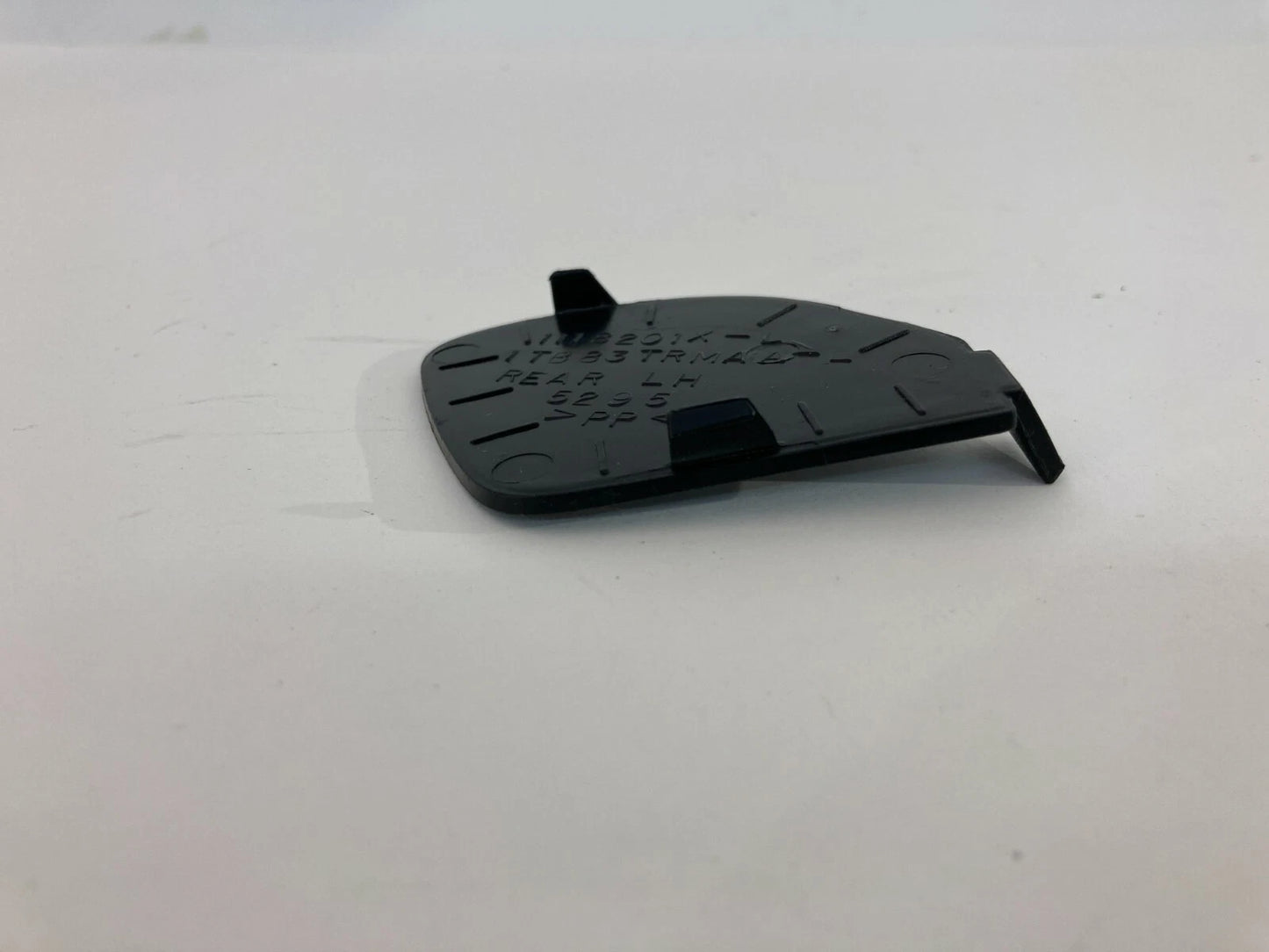 11-14 CHRYSLER 200 SEDAN REAR LEFT INNER DOOR HANDLE SCREW COVER 1TB83TRMAA OEM