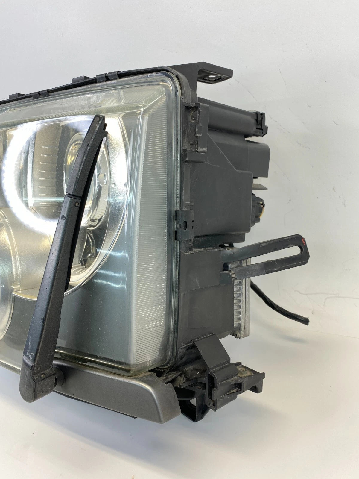 2003-2005 LAND ROVER RANGE ROVER FRONT LEFT SIDE XENON HEADLIGHT HEADLAMP OEM