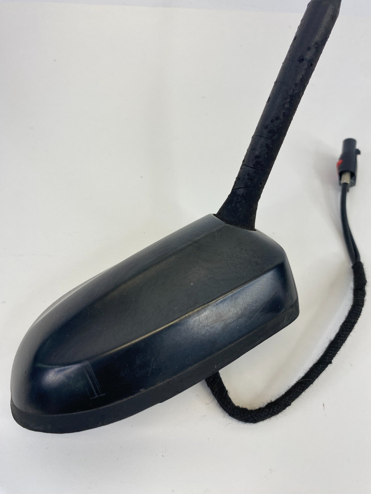 2012-2015 Ford Focus SEDAN Roof Mounted Radio Antenna CM5T-19G461-AE