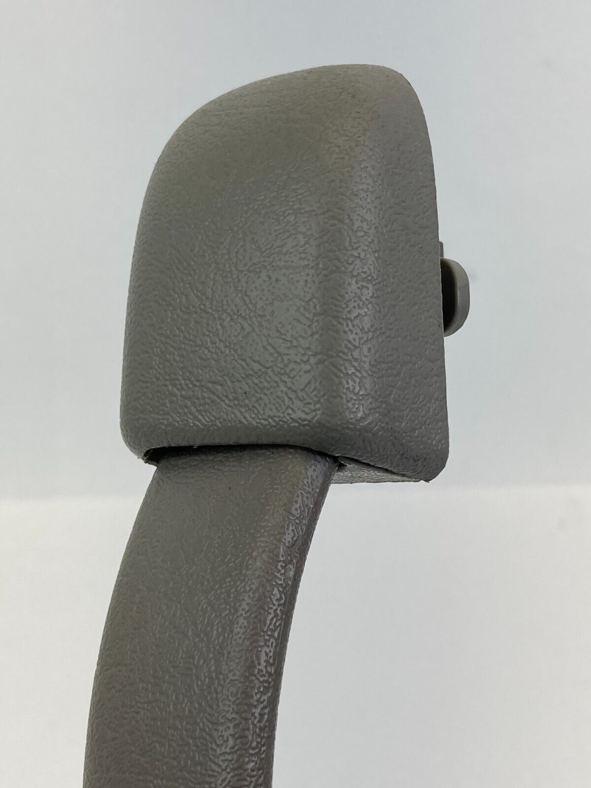 2002-2004 GMC Envoy Front Right Passenger Side Inner Roof Grab Grip Handle OEM