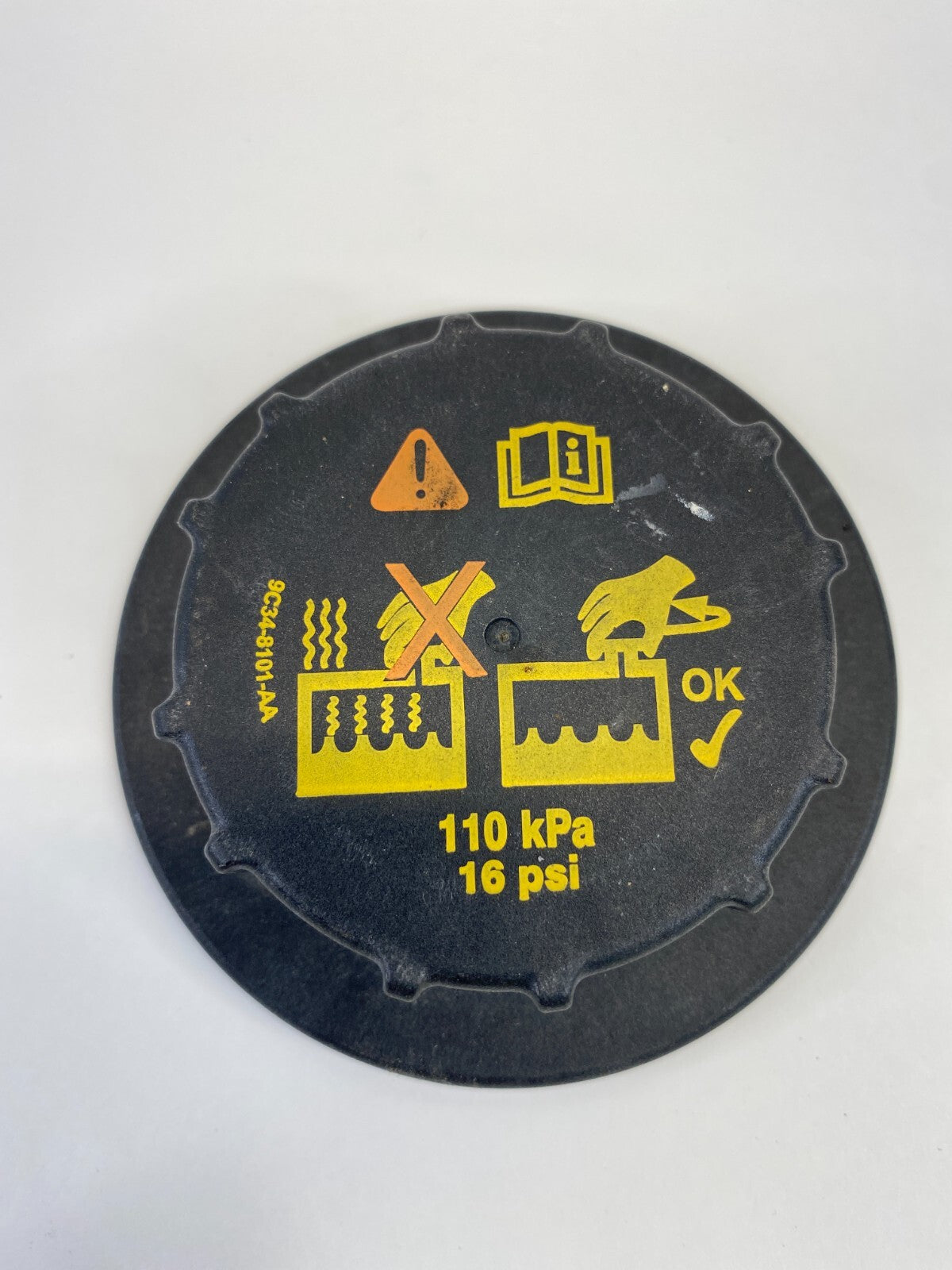 2007-2014 Ford Edge 3.5L V6 Radiator Coolant Expansion Reservoir Tank Cap OEM