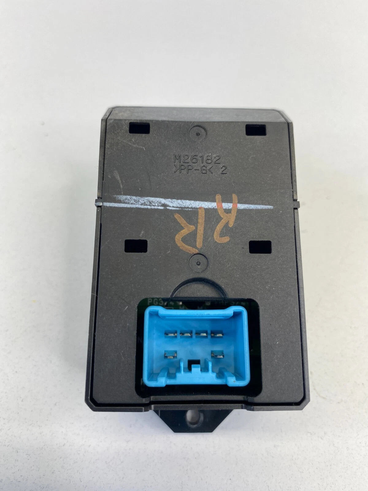 2004-2008 ACURA TL REAR RIGHT SIDE DOOR WINDOW SWITCH CONTROL M26182 OEM