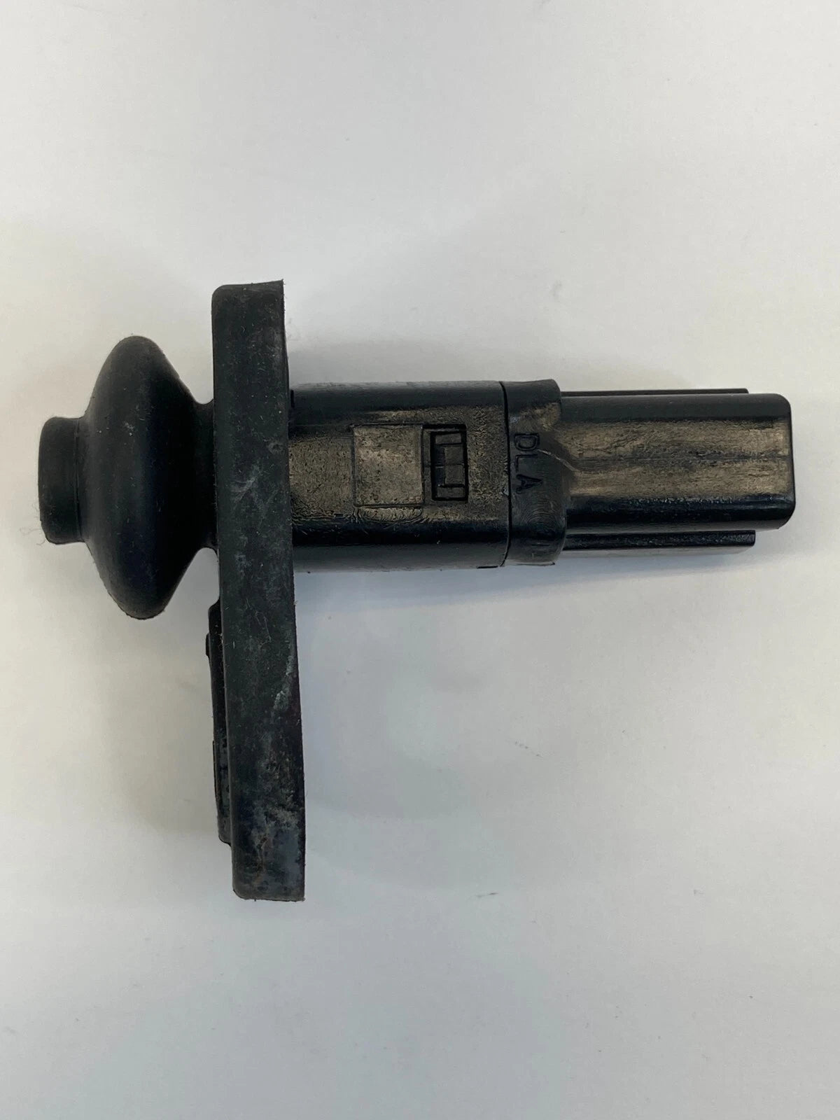 1995-2011 HYUNDAI ACCENT REAR RIGHT BACK SIDE DOOR JAMB AJAR LIGHT SENSOR SWITCH
