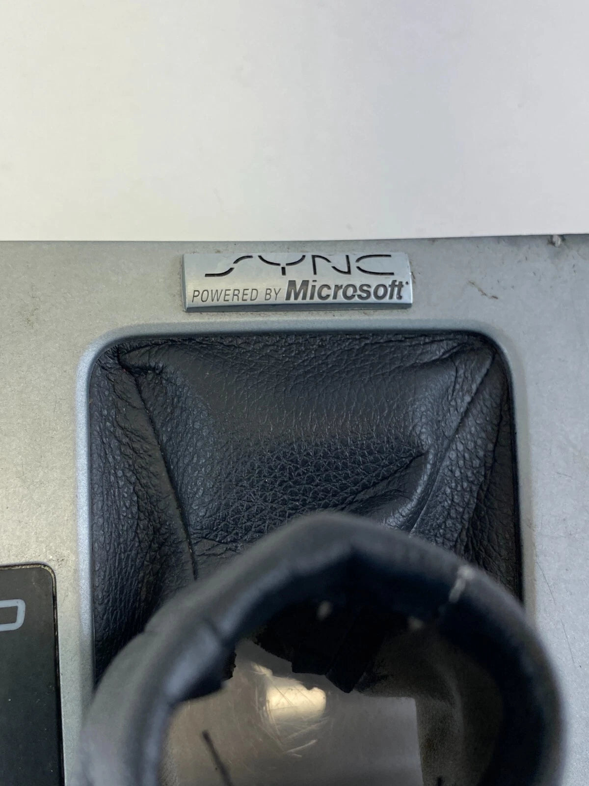 12-14 FORD FOCUS AUTOMATIC CENTER CONSOLE SHIFTER BOOT BEZEL TRIM 75C812012 OEM