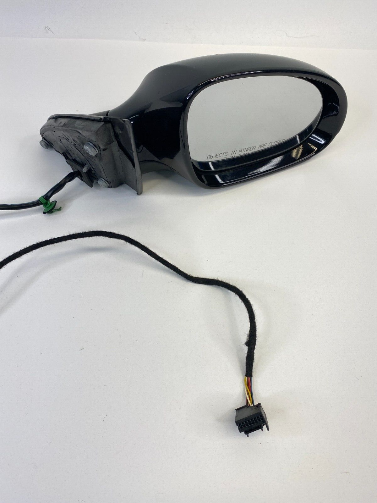 2006-2010 Volkswagen VW Passat Front Right Side Power View Mirror RH 3C0857934