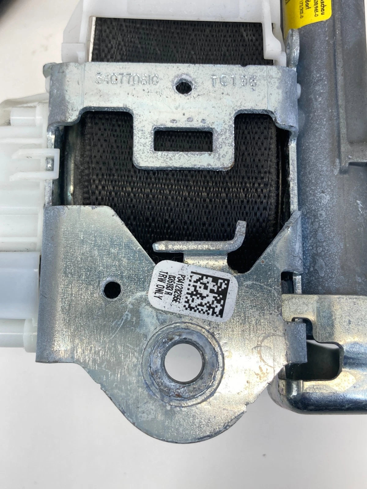 2016-2019 FORD EXPLORER INTERCEPTOR UTILITY FRONT LEFT SIDE SEAT BELT RETRACTOR