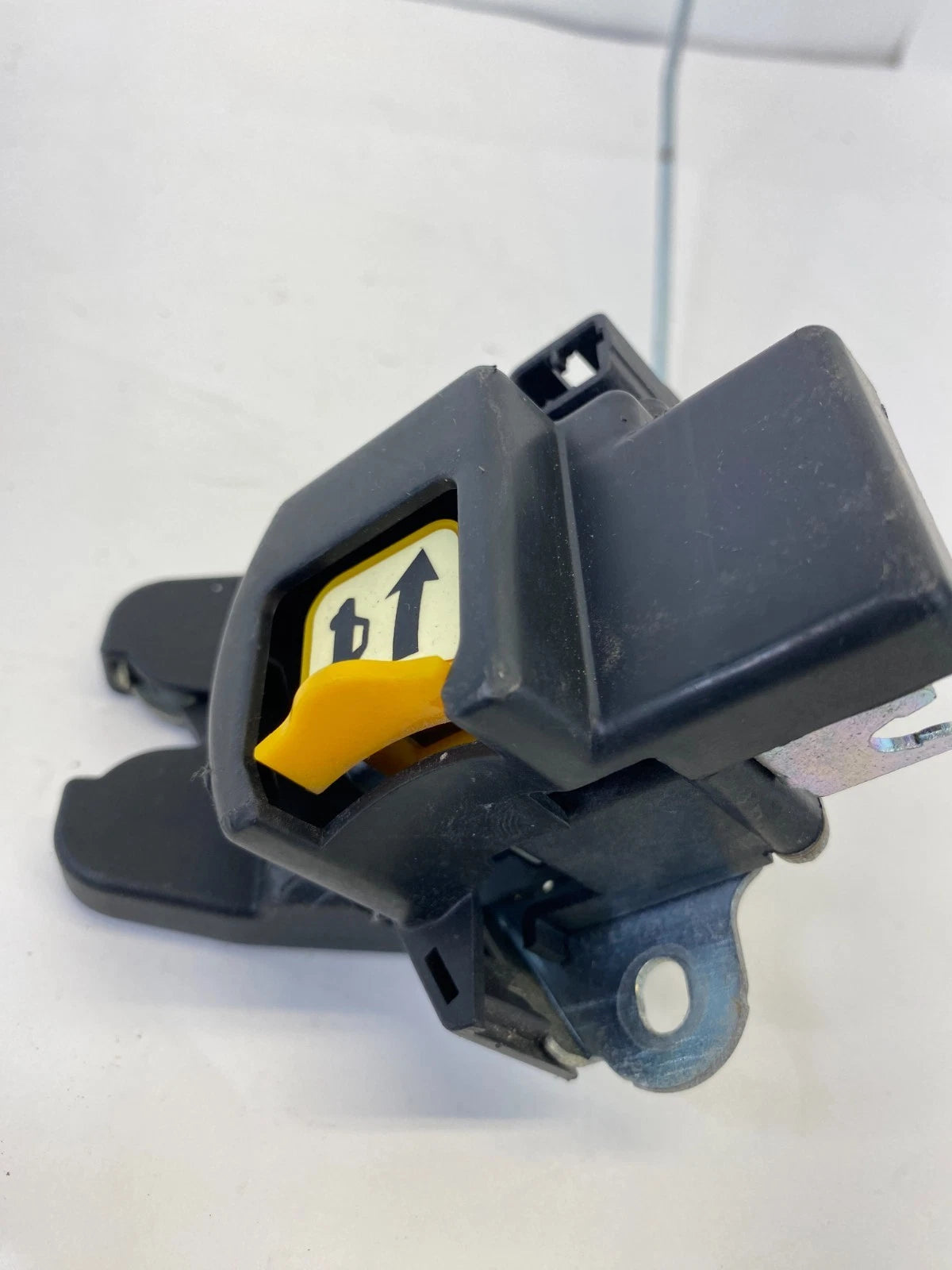 2012-2017 HYUNDAI ACCENT SEDAN TRUNK LOCK LATCH ACTUATOR ASSEMBLY OEM