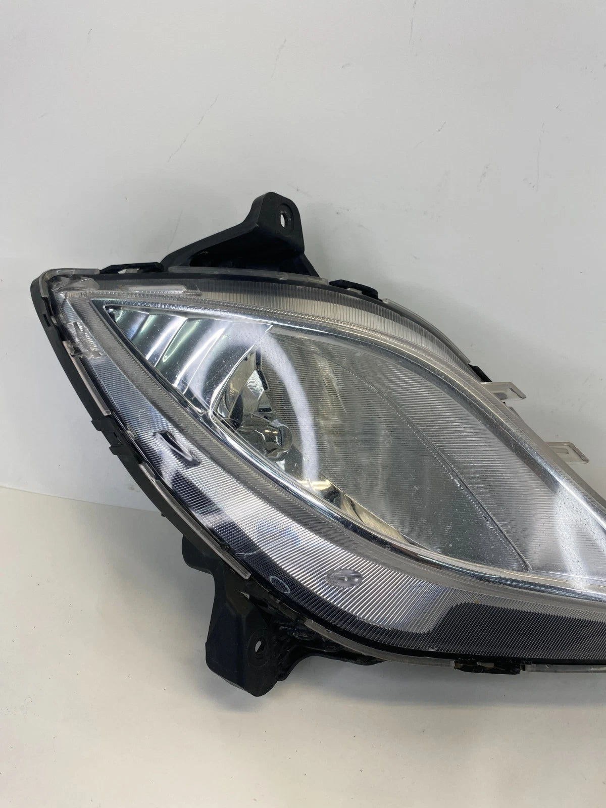 2011-2015 Hyundai Sonata Hybrid Front Right Passenger Fog Light Lamp OEM