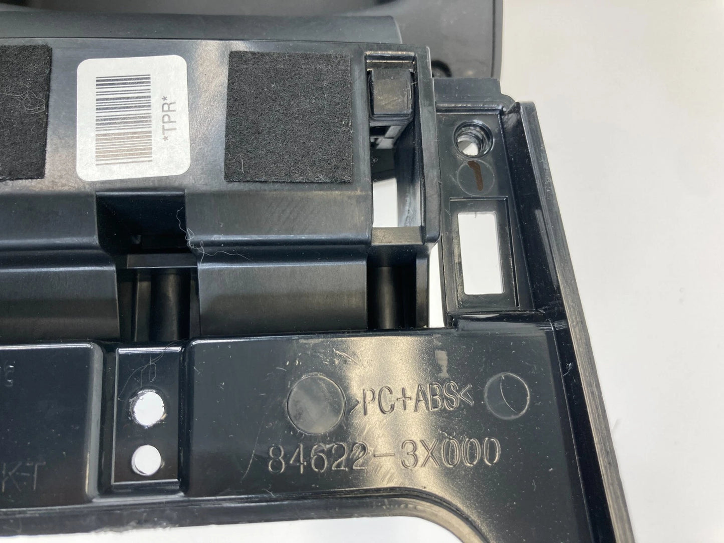2011-2013 HYUNDAI ELANTRA CENTER CONSOLE ARMREST ARM REST LID COVER 84622-3X000