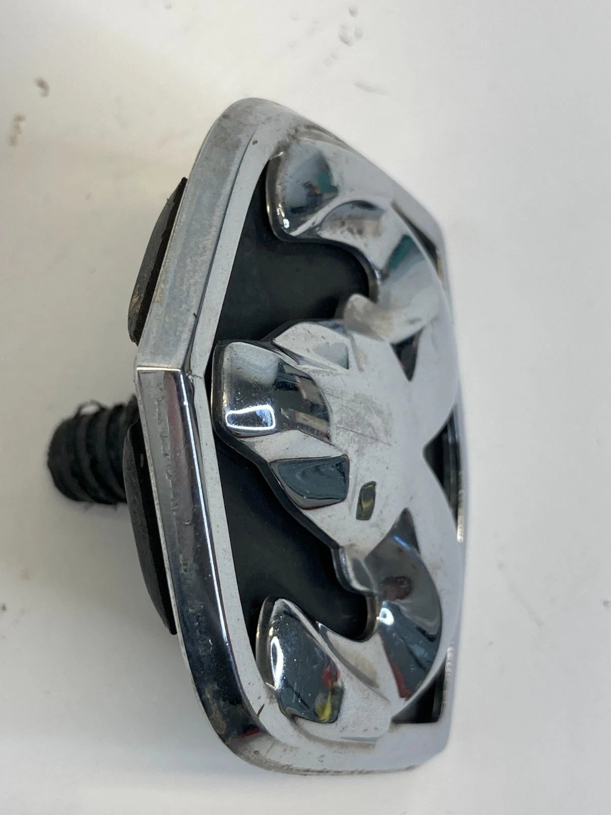 2006 07 08 09 2010 DODGE CHARGER REAR TRUNK LID EMBLEM LOGO BADGE OEM