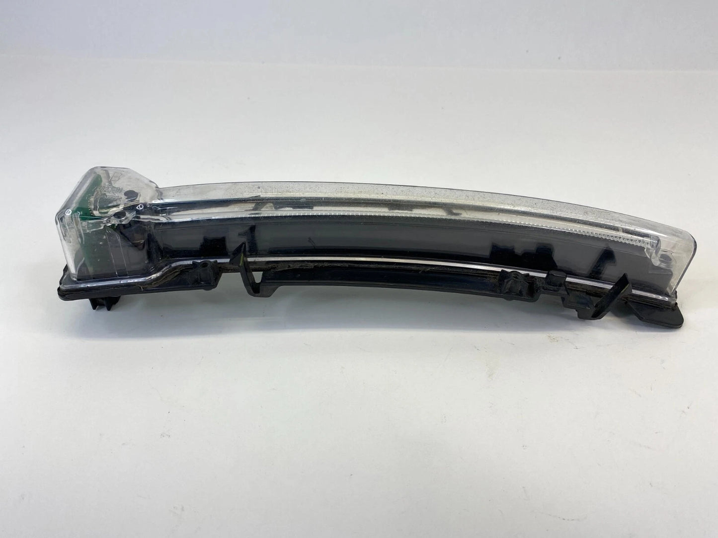 10-19 FORD TAURUS FRONT LEFT DRIVER SIDE PARK TURN SIGNAL LIGHT AG13-13B221-AB