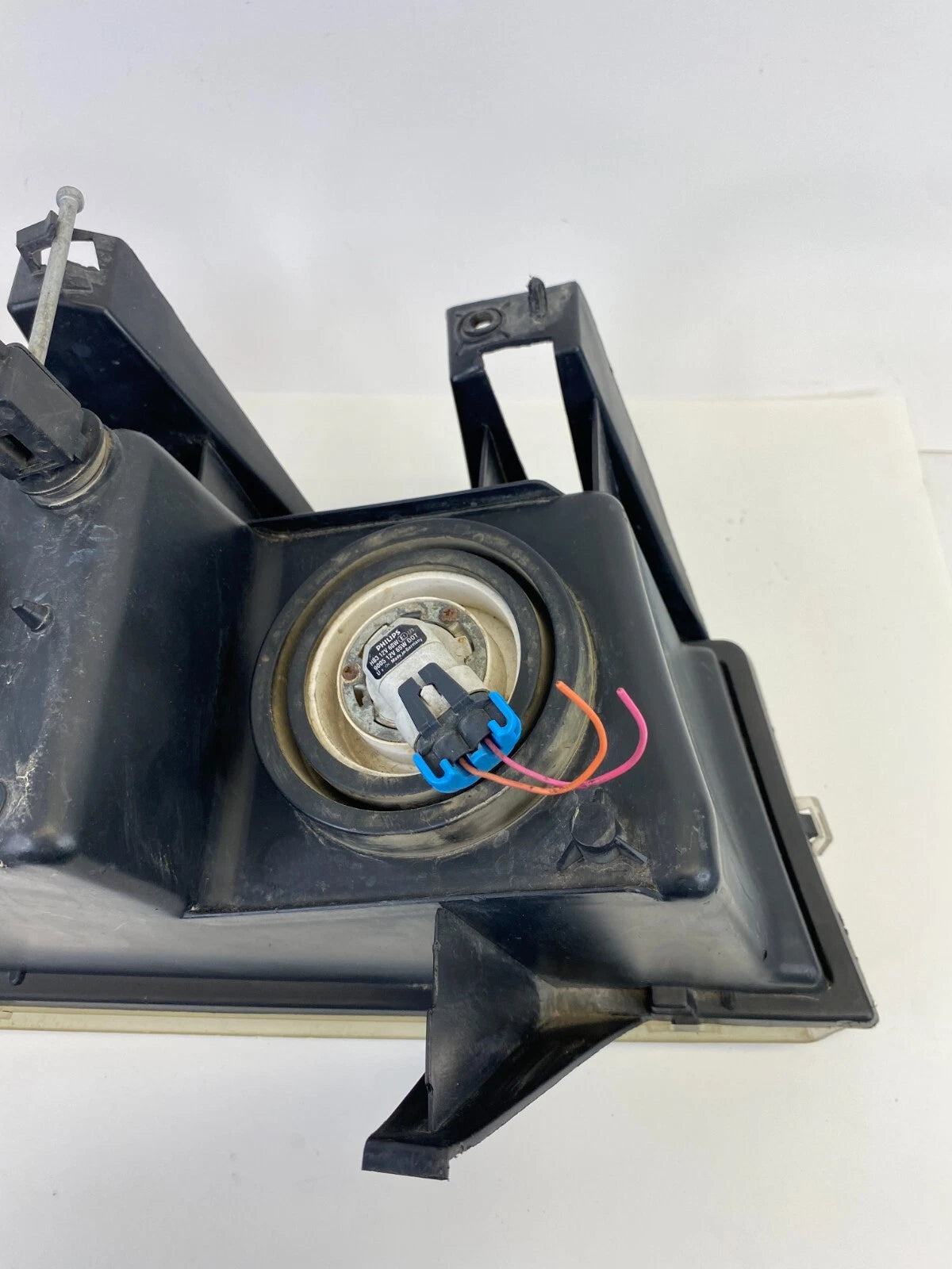 2004-2012 CHEVROLET COLORADO DRIVER LEFT FRONT HEADLIGHT HEADLAMP LENS OEM