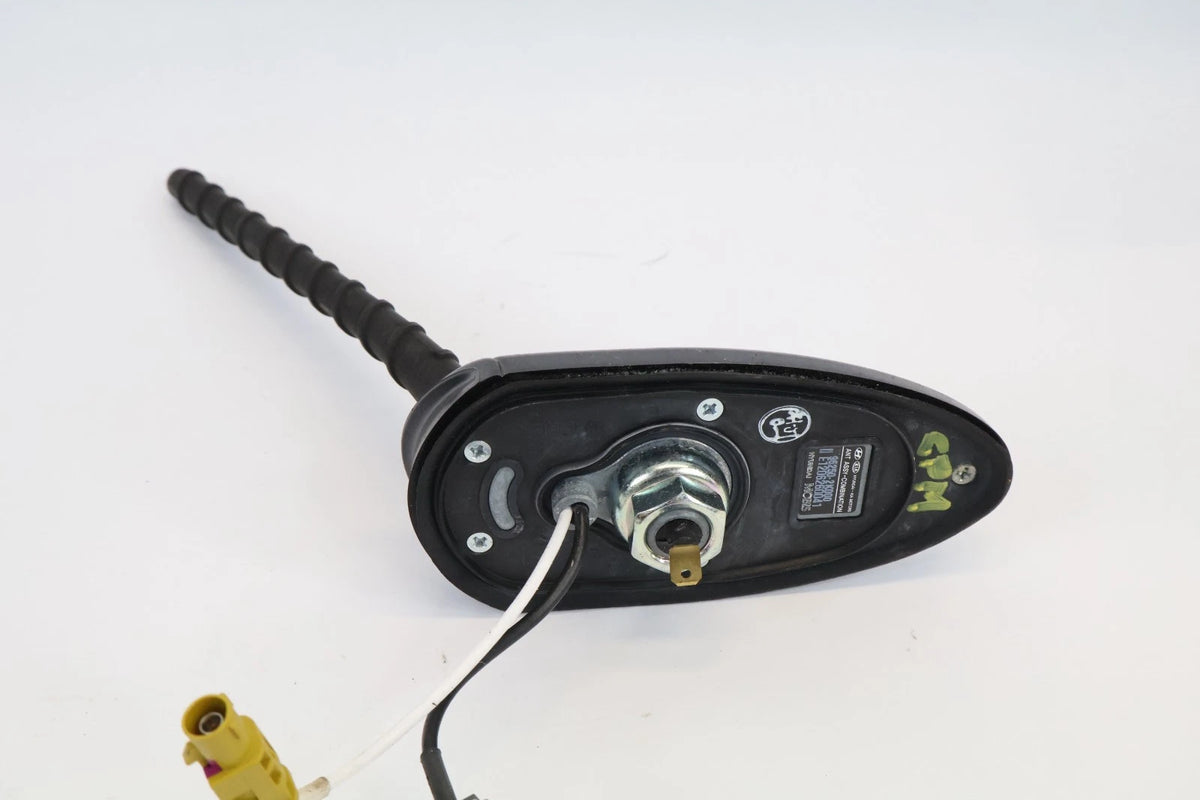 2010-2013 KIA SOUL WAGON ROOF MOUNTED RADIO ANTENNA ASSEMBLY 96250-2K000 OEM