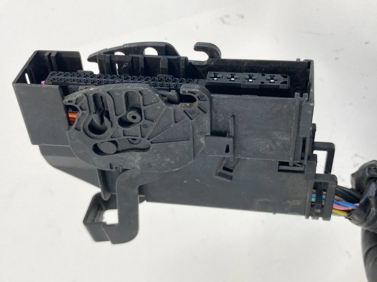 07 08 INFINITI G35 SEDAN 3.5L AT RWD ABS ANTI LOCK BRAKE PUMP PLUG CONNECTOR OEM