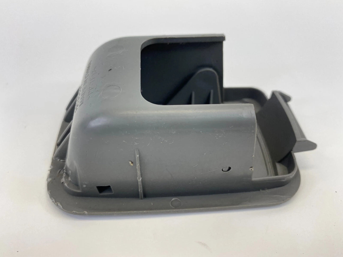 2013-2015 CHEVROLET MALIBU REAR CHILD SEAT ANCHOR TRIM COVER BEZEL OEM 15795997