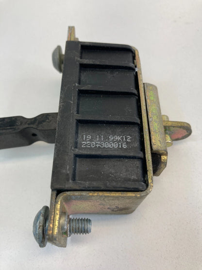2000-2006 MERCEDES-BENZ S500 S430 REAR RIGHT DOOR CHECK STOP STOPPER DETENT OEM