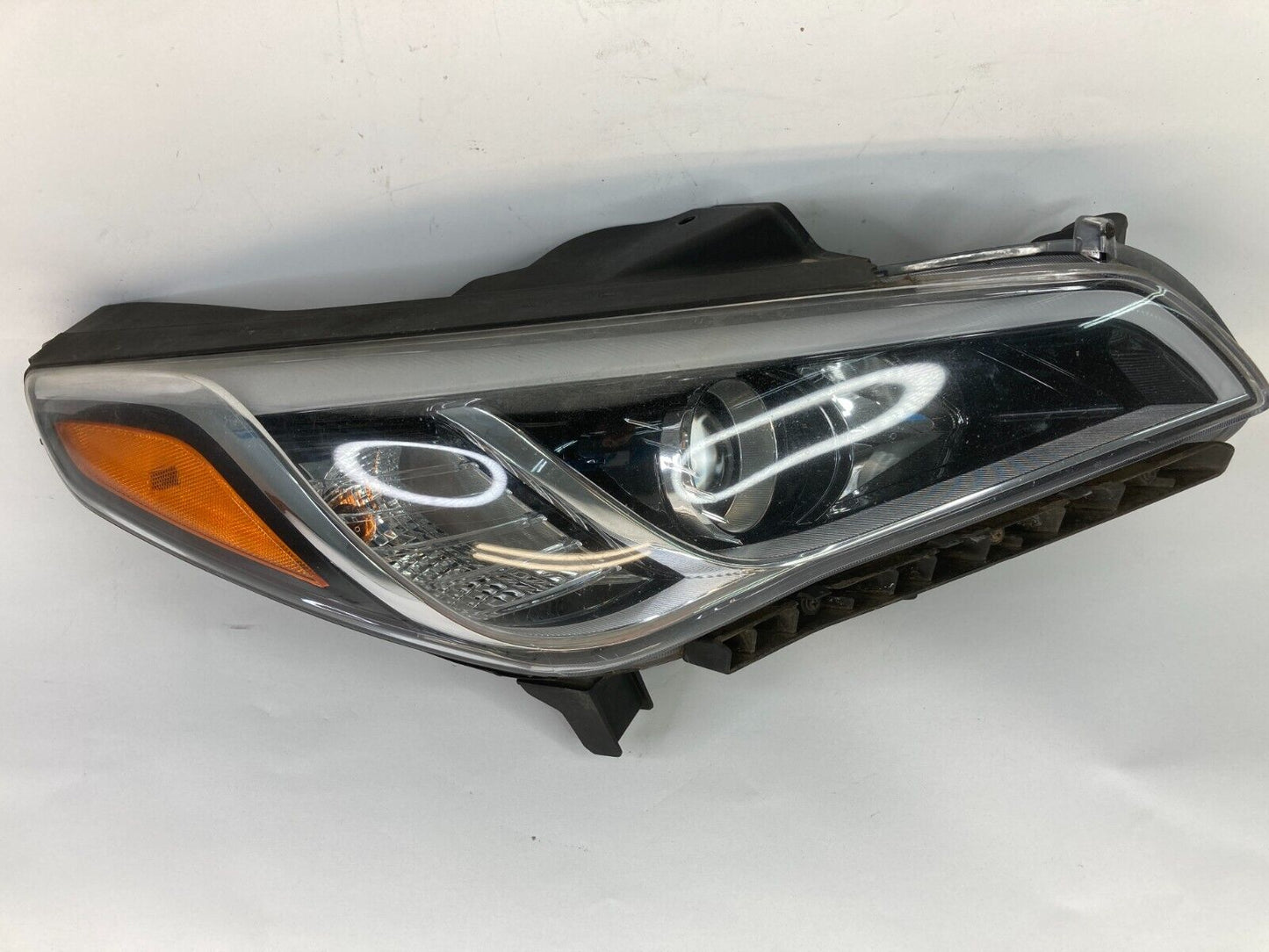 2015-2017 Hyundai Sonata Sedan Right Passenger Side Headlight Headlamp Halogen