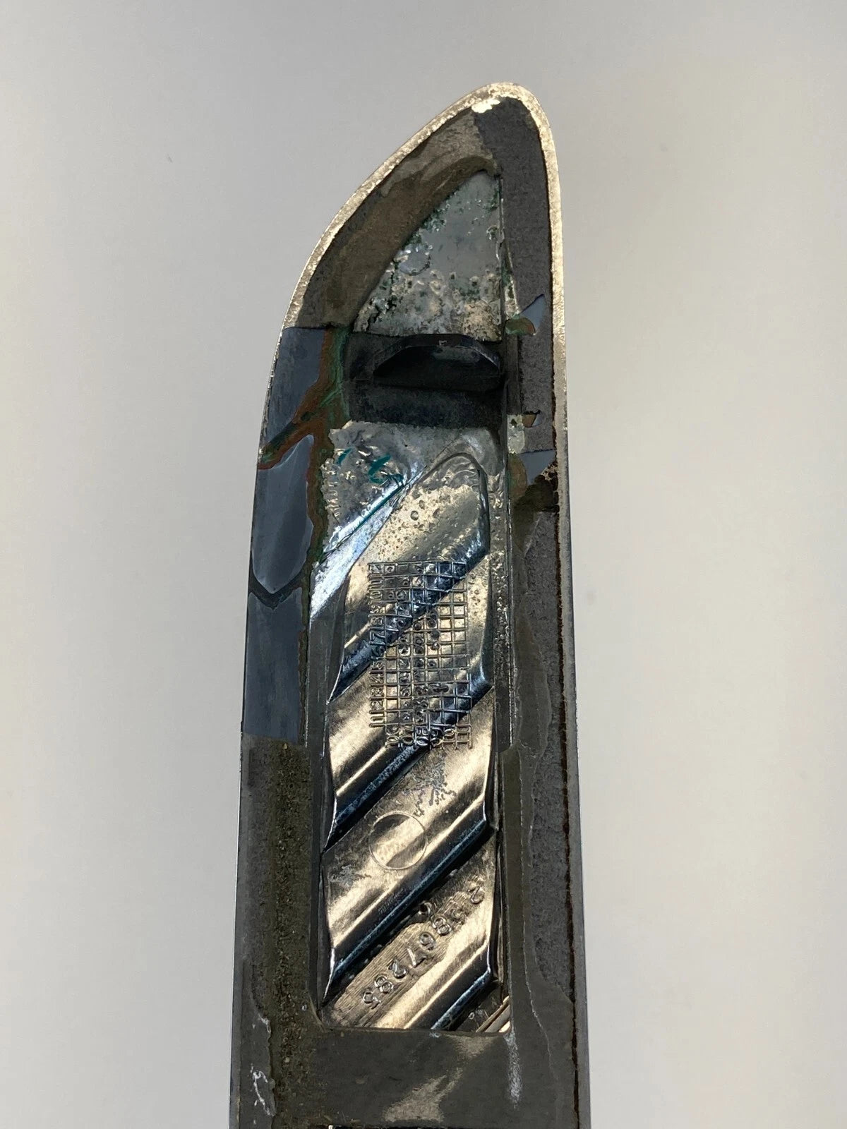 2008-2012 BUICK ENCLAVE FR HOOD LEFT SIDE EXTERIOR GRILL TRIM MOLDING CHROME OEM