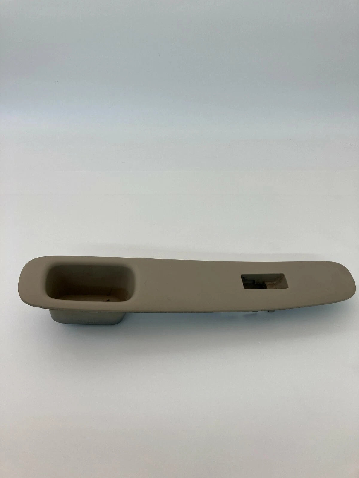 2000-2004 TOYOTA AVALON REAR LEFT SIDE DOOR POWER WINDOW SWITCH BEZEL ASSEMBLY