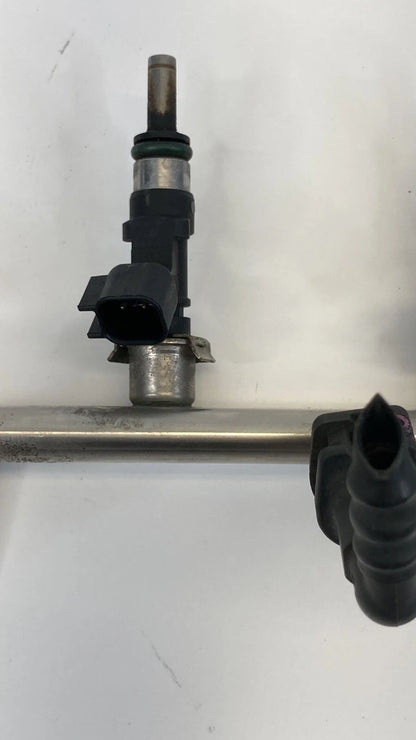 2013-2016 DODGE DART 1.4L L4 FUEL INJECTION RAIL & INJECTOR ASSY 04627177AB OEM