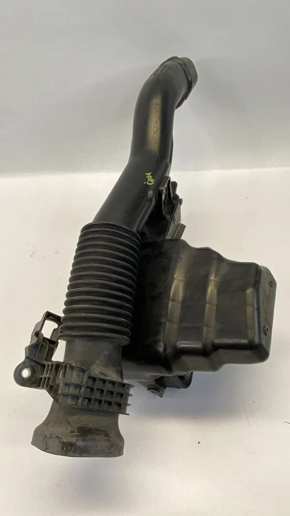 2010-2015 TOYOTA PRIUS 1.8L HYBRID AIR INTAKE RESONATOR BOX UNIT OEM 1775037010