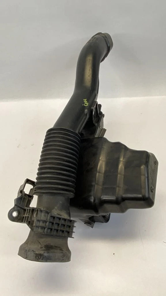 2010-2015 TOYOTA PRIUS 1.8L HYBRID AIR INTAKE RESONATOR BOX UNIT OEM 1775037010